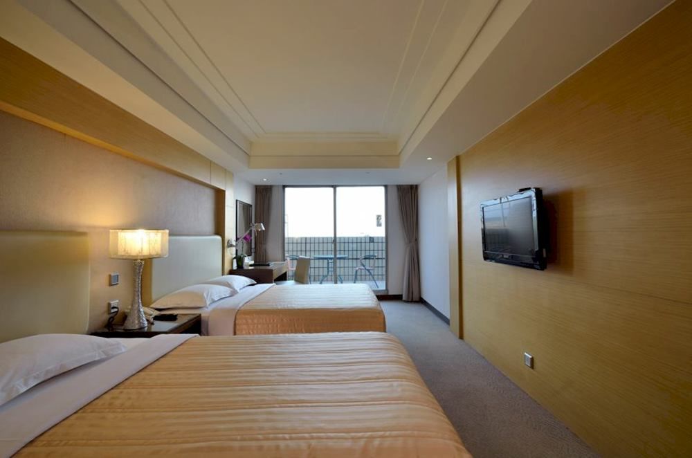 Ever Delightful Business Hotel Chiayi Exterior foto